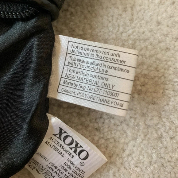 XOXO wristlet embossed print black - Picture 13 of 15